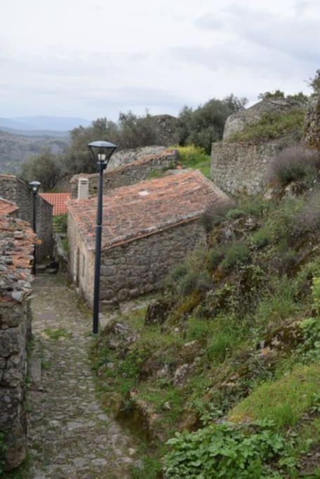 Stairway To Castle- Monsanto Villa Exterior photo